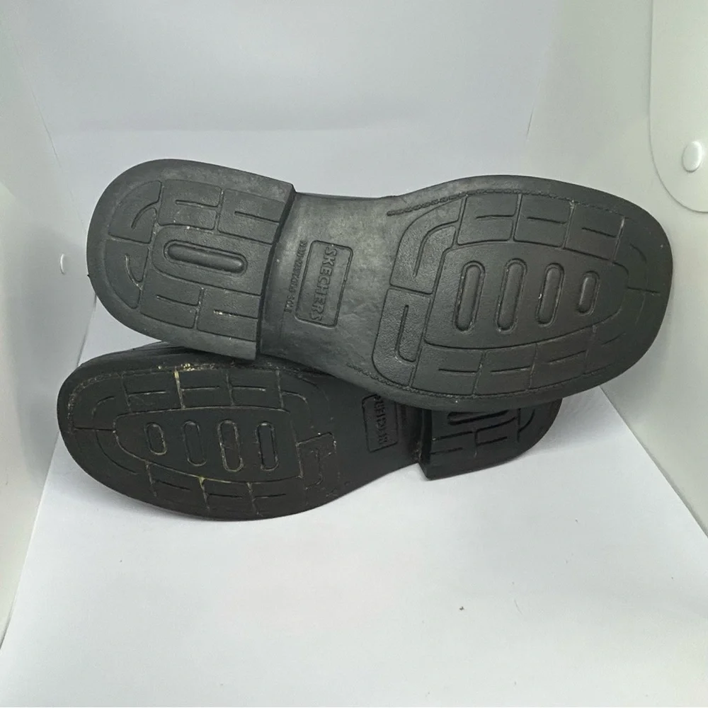 Skechers step into
